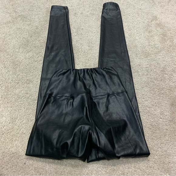 Aritzia Wilfred Black Daria faux Leather high waisted Legging XXS - Picture 4 of 12